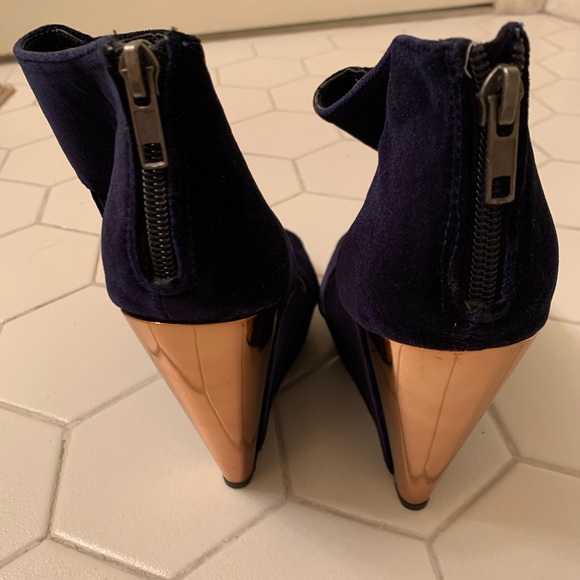 Messeca New York Purple Suede Platform Booties - Picture 3 of 8